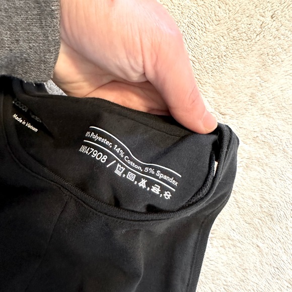 Outdoor Voices Ready Set Knot Black Crop Tank Top - Picture 7 of 9